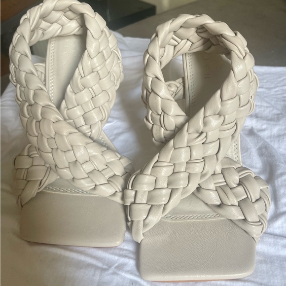 Strappy heels sandals square toe - Picture 2 of 5